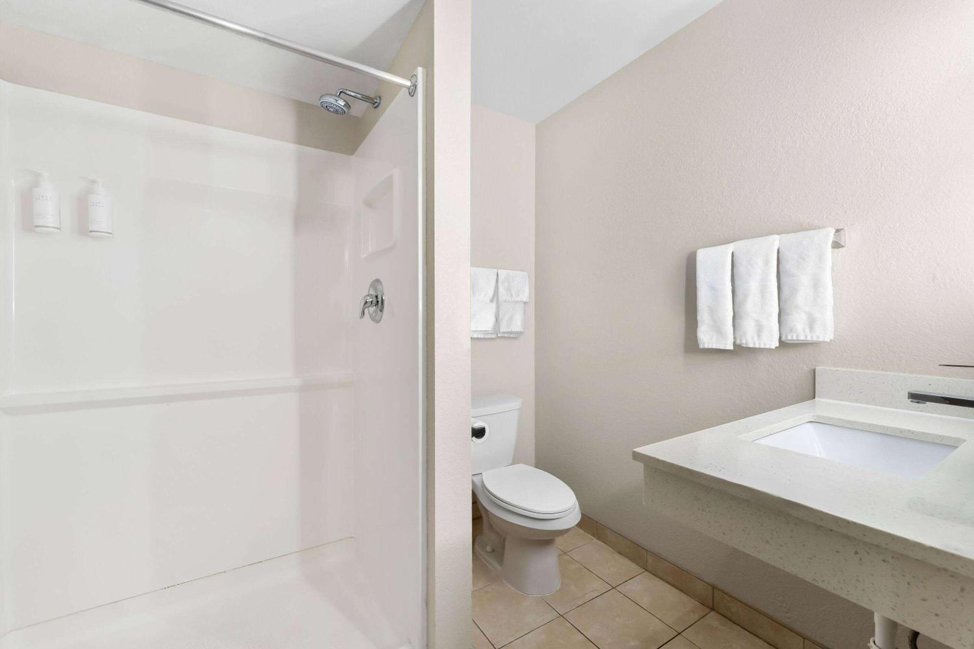 Days Inn By Wyndham Albany Suny Ngoại thất bức ảnh