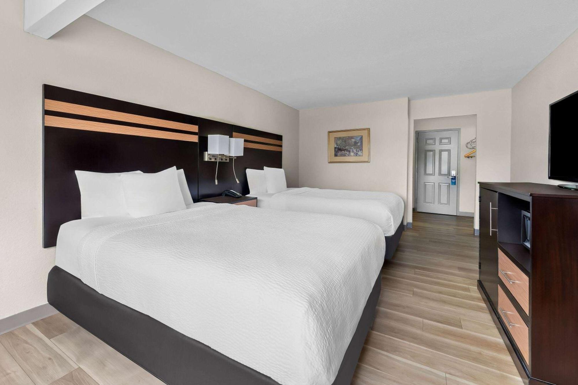 Days Inn By Wyndham Albany Suny Ngoại thất bức ảnh